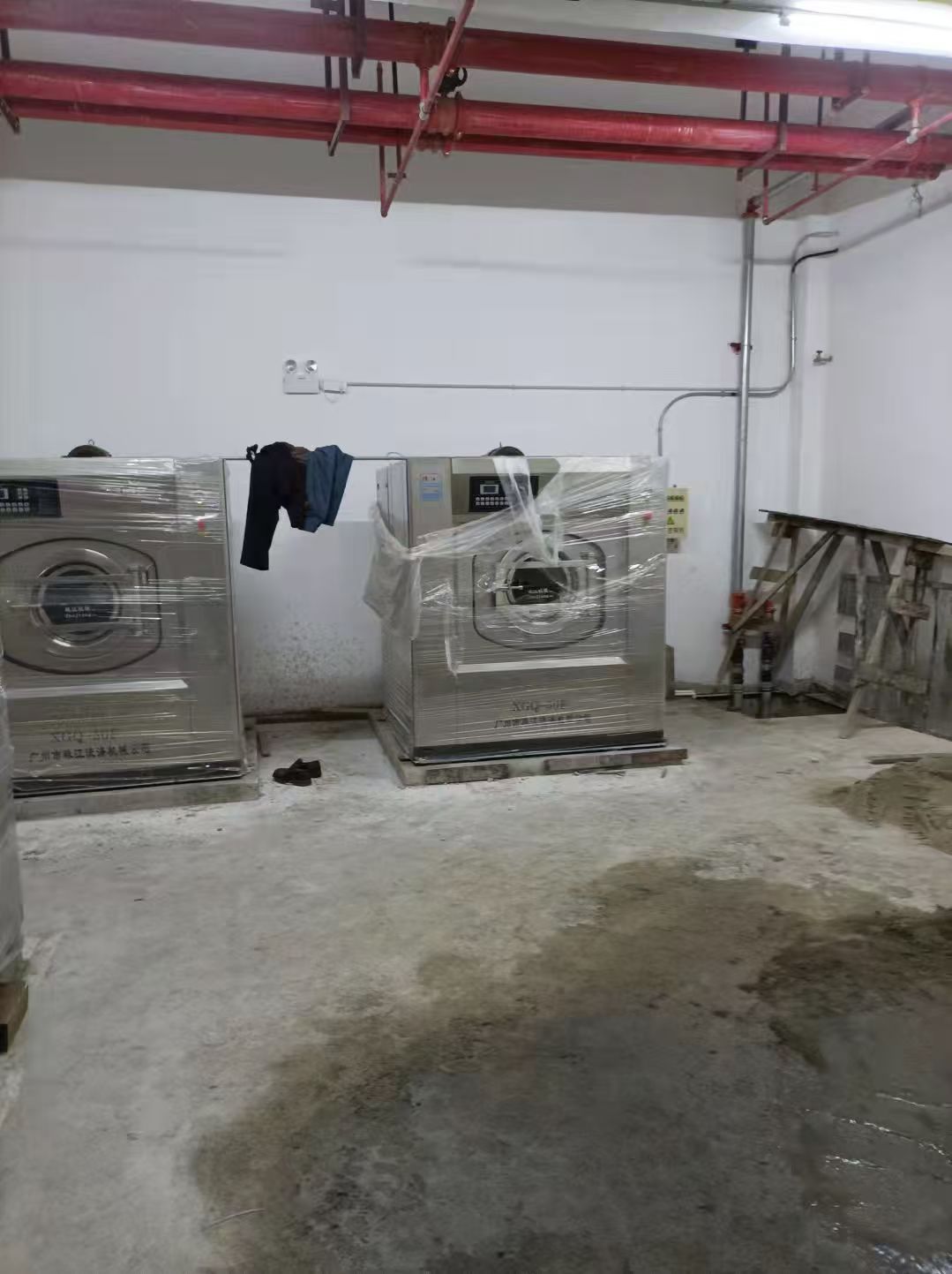 珠江洗滌設備：工業洗衣機應用案例分析